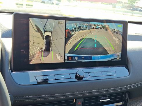 New 2026 Nissan Rogue Platinum w/ Platinum Premium Package image 14