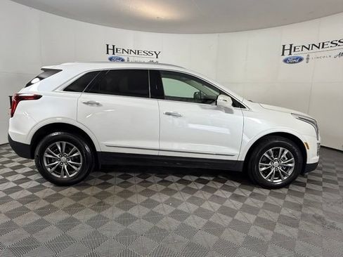 Used 2022 Cadillac XT5 Premium Luxury FWD image 9
