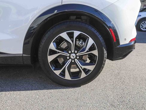 Used 2022 Ford Mustang Mach-E Premium image 8