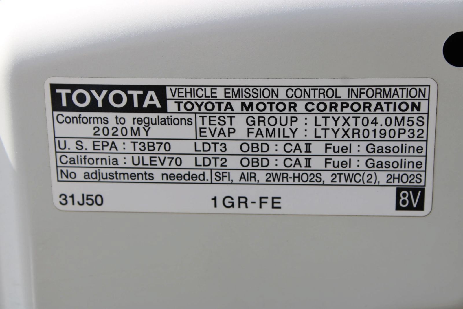 Used 2020 Toyota 4Runner SR5 Premium w/ Moonroof Package RWD image 34