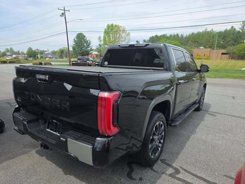 Used 2024 Toyota Tundra Limited AWD/4WD image 4