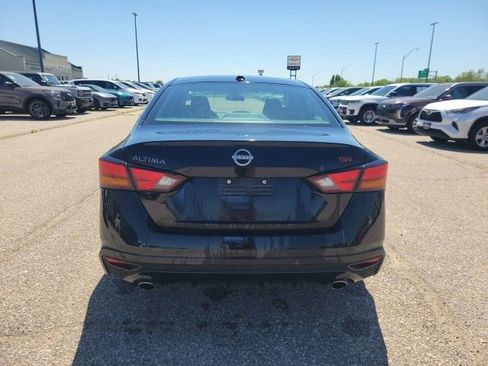 Used 2024 Nissan Altima 2.5 SR FWD image 22