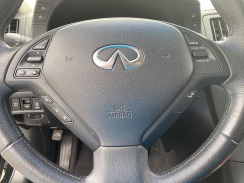 Used 2010 INFINITI G37 Convertible w/ Premium Pkg RWD image 34