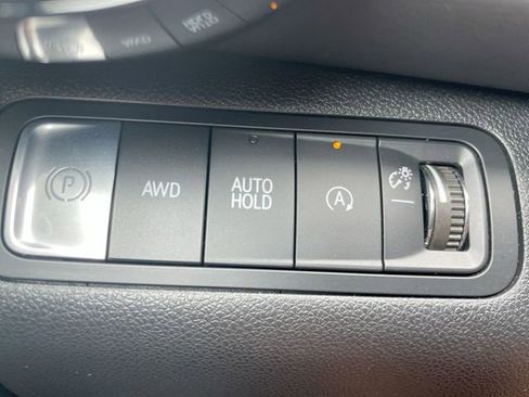 Used 2026 Chevrolet Equinox LT image 25