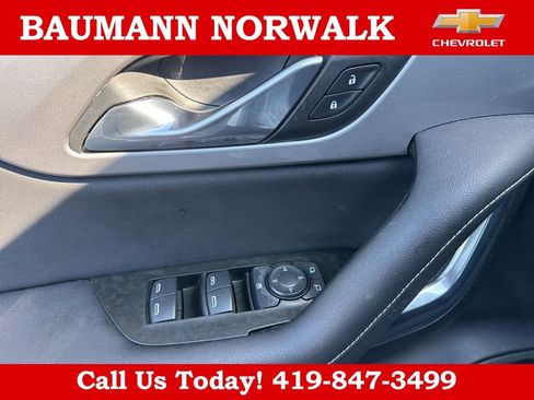 Used 2024 Chevrolet Blazer LT w/ Convenience Package image 12