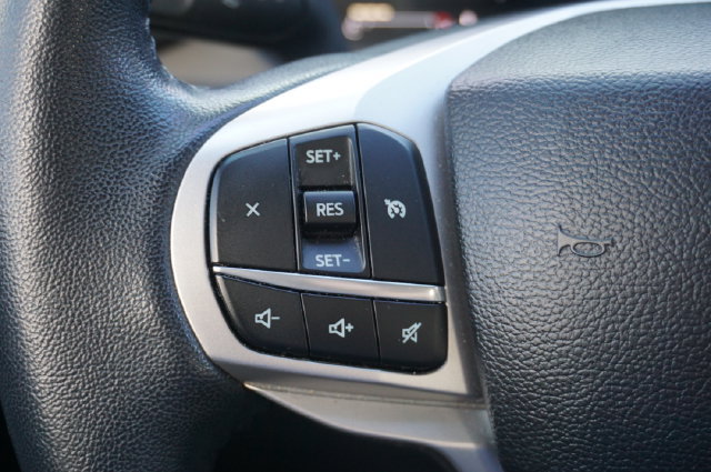 Used 2023 Ford Explorer XLT w/ Equipment Group 202A RWD image 29