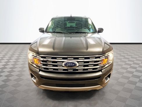 Used 2019 Ford Expedition Limited AWD/4WD image 2