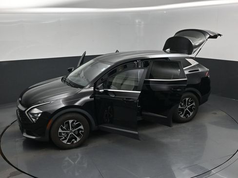 Used 2023 Kia Sportage EX FWD image 20