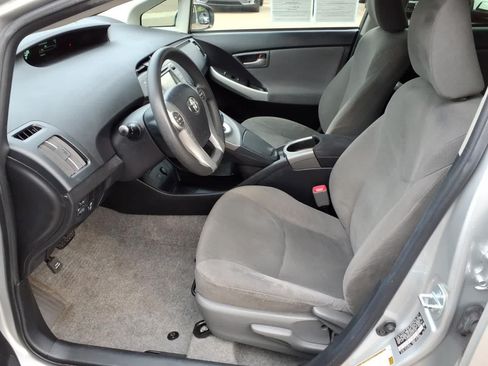Used 2012 Toyota Prius Two FWD image 15