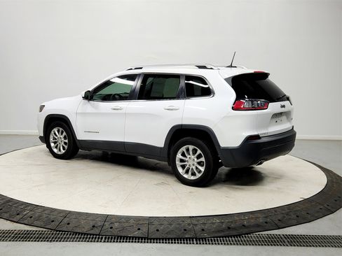 Used 2019 Jeep Cherokee Latitude w/ Popular Appearance Group image 5