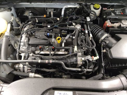 Used 2021 Ford Escape S image 30