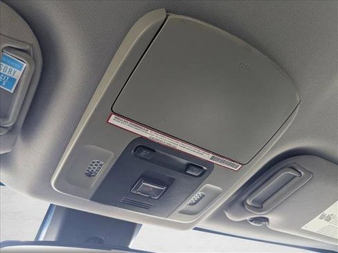 Used 2020 Toyota Camry LE w/ Carpet Mat Package FWD image 21