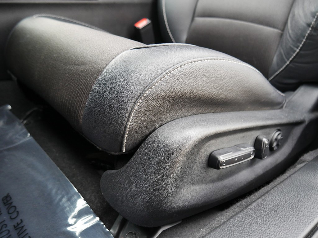 Used 2020 Honda Accord Sport image 12