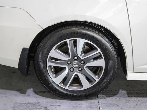 Used 2014 Honda Odyssey Touring image 6