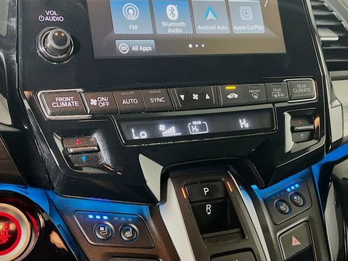 Used 2022 Honda Odyssey Elite image 15