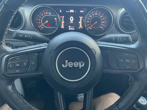 Used 2021 Jeep Gladiator Sport w/ Quick Order Package 24Q 80Th AWD/4WD image 14