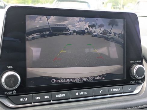 Certified 2024 Nissan Rogue S FWD image 21