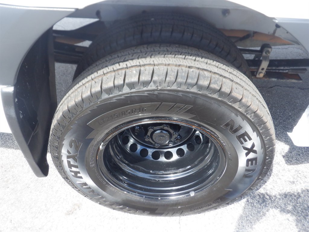 Used 2020 Freightliner Sprinter 3500 RWD image 8