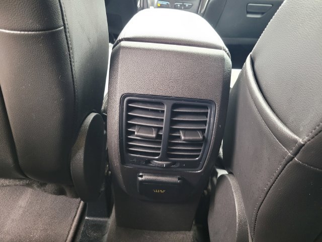 Used 2017 Ford Escape Titanium AWD/4WD image 17