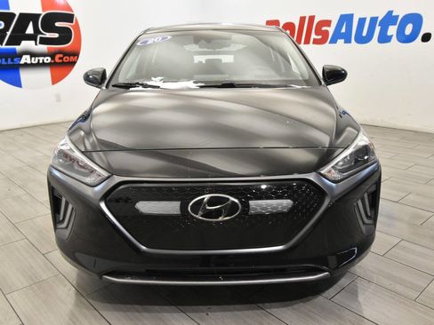 Used 2020 Hyundai Ioniq SE image 8