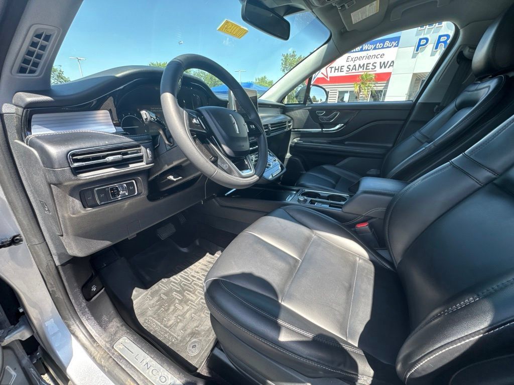Certified 2022 Lincoln Corsair FWD image 13