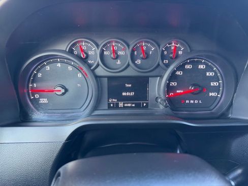 Used 2025 Chevrolet Silverado 2500 Custom w/ Custom Value Package image 25