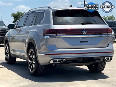 Used 2025 Volkswagen Atlas SEL Premium R-Line image 6