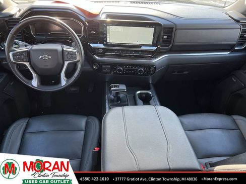 Used 2023 Chevrolet Silverado 1500 LT Trail Boss w/ Convenience Package II image 12