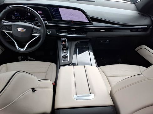 Certified 2024 Cadillac Escalade Sport w/ Touring Package AWD/4WD image 20
