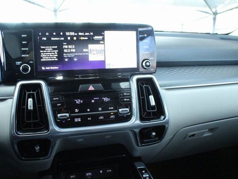 Used 2023 Kia Sorento SX Prestige image 44