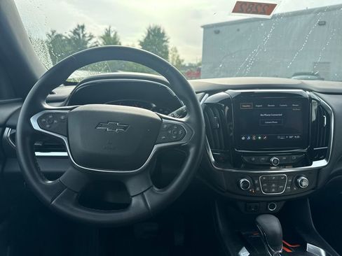 Used 2023 Chevrolet Traverse LT w/ Midnight/Sport Edition AWD/4WD image 15