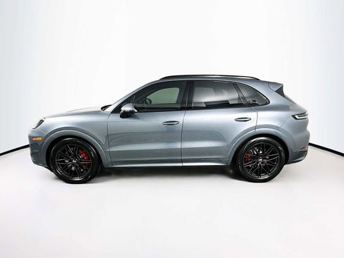New 2026 Porsche Cayenne GTS AWD/4WD image 4