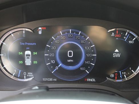 Used 2019 Cadillac Escalade Luxury image 28