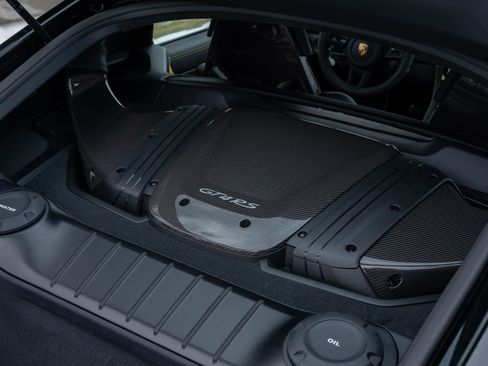 Certified 2025 Porsche 718 Cayman GT4 RS w/ Weissach Package image 17