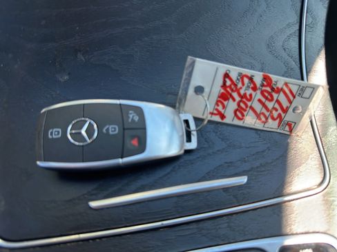 Used 2019 Mercedes-Benz C 300 Sedan w/ AMG Line image 29