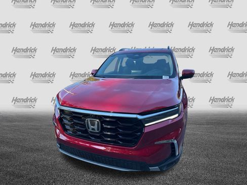 Used 2025 Honda Pilot Elite image 5