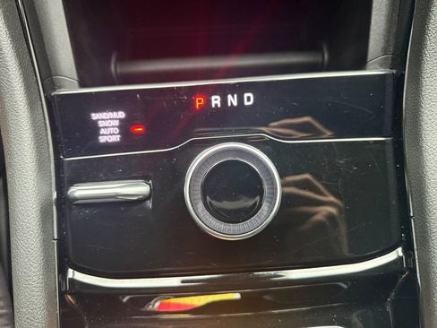 Certified 2023 Jeep Grand Cherokee Limited w/ Black Appearance Package AWD/4WD image 26