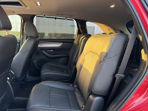 Used 2024 MAZDA CX-90 3.3 Turbo w/ Preferred Package image 10