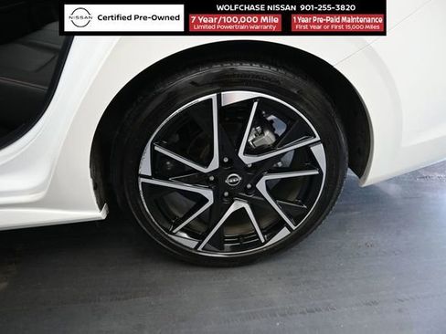 Certified 2025 Nissan Sentra SR w/ SR Premium Package FWD image 14