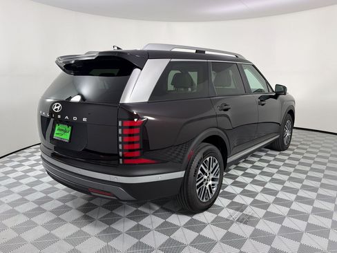 Used 2026 Hyundai Palisade SEL FWD image 9
