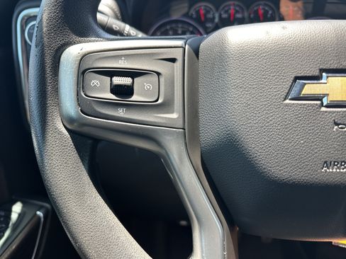 Used 2020 Chevrolet Silverado 1500 LT w/ Trailering Package AWD/4WD image 18