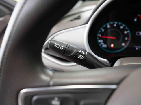 Used 2025 Chevrolet Malibu LT FWD image 13