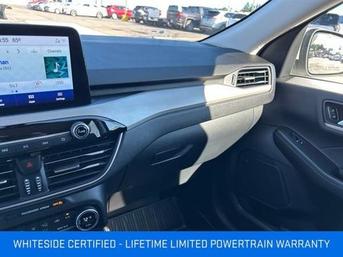 Used 2021 Ford Escape SEL w/ Technology Package AWD/4WD image 4
