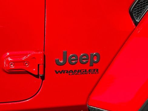Used 2021 Jeep Wrangler Unlimited Rubicon image 52