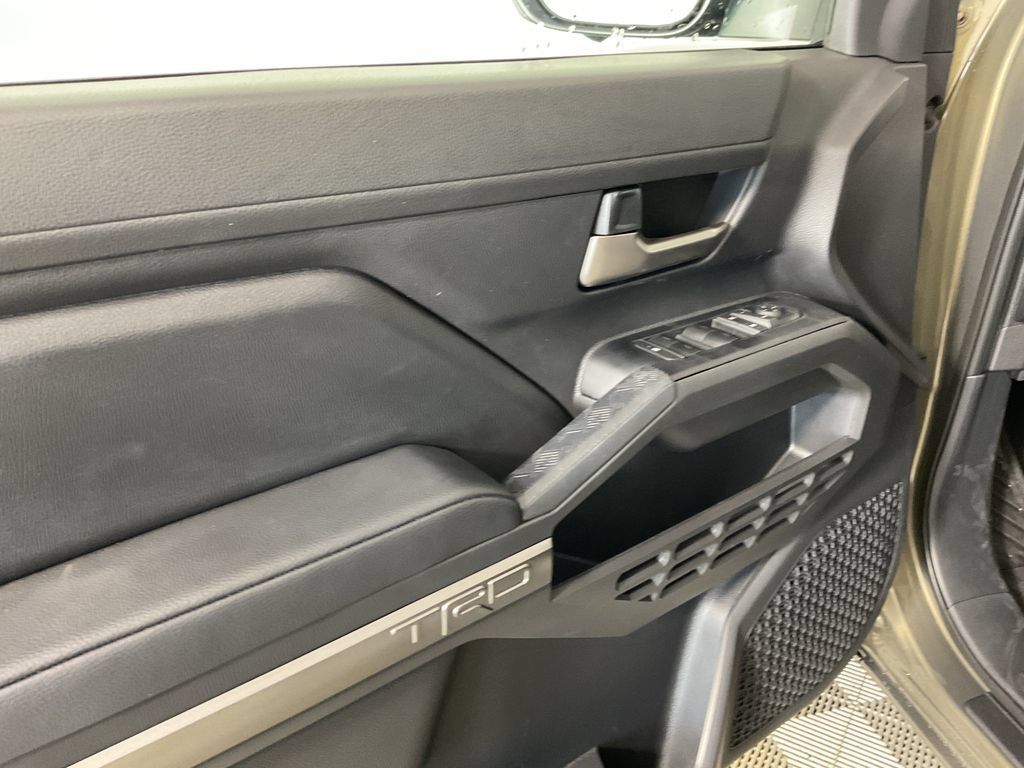 New 2026 Toyota Tacoma TRD Off-Road w/ TRD Off Road Premium Package AWD/4WD image 15