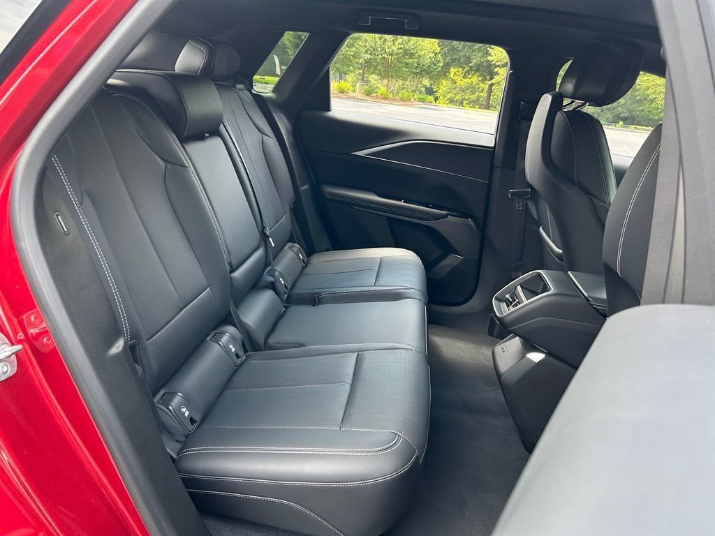 Used 2024 Cadillac Lyriq Sport AWD/4WD image 49