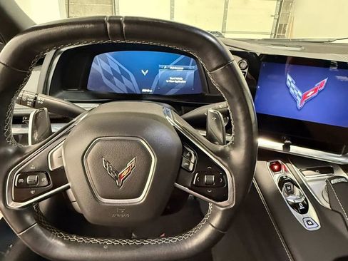 Used 2020 Chevrolet Corvette Stingray Coupe w/ Z51 Performance Package image 20