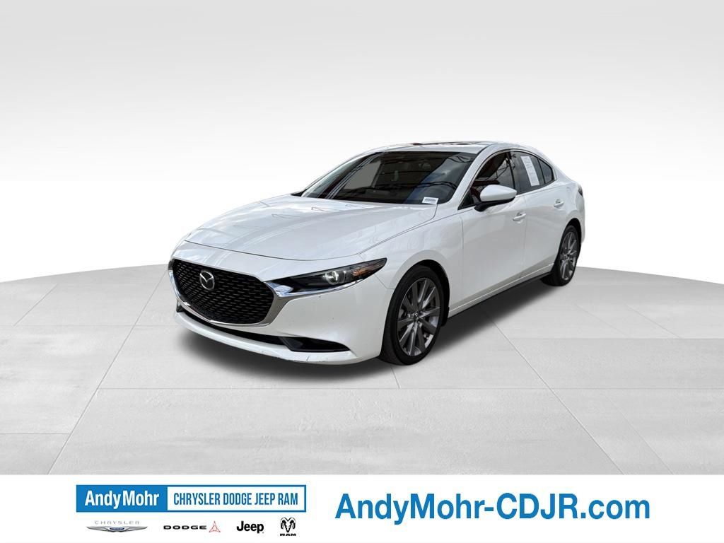 Used 2019 MAZDA MAZDA3 Sedan w/ Premium Package FWD image 3