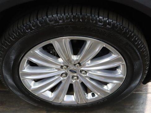 Used 2020 Ford Explorer Limited AWD/4WD image 27