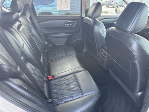 Used 2023 Nissan Rogue Platinum w/ Platinum Premium Package image 21